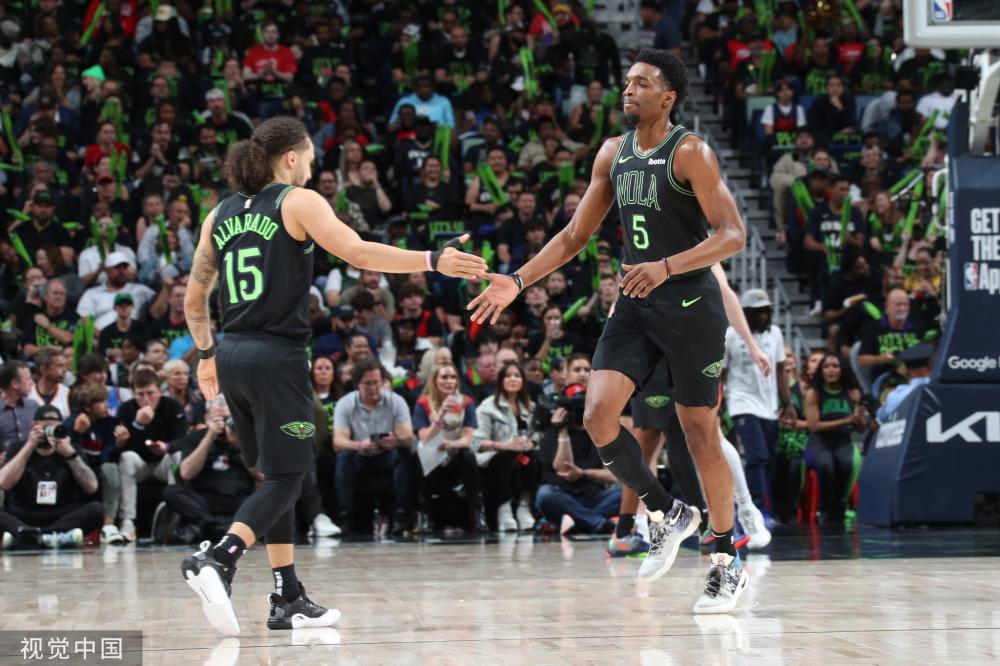 着曼联球迷 着曼联球迷