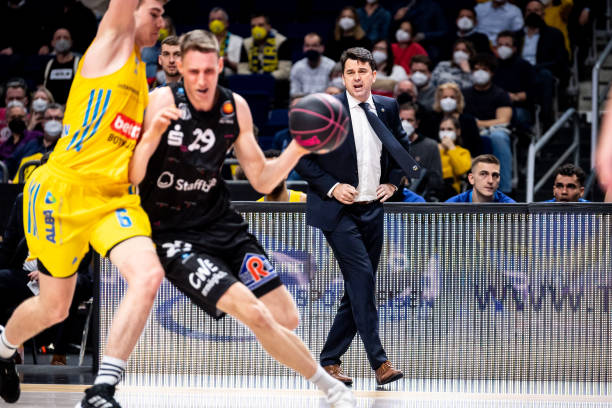 动爱好者共 动爱好者共